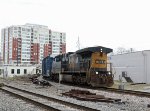CSX 489 leads train F703-16 at Southern Junction